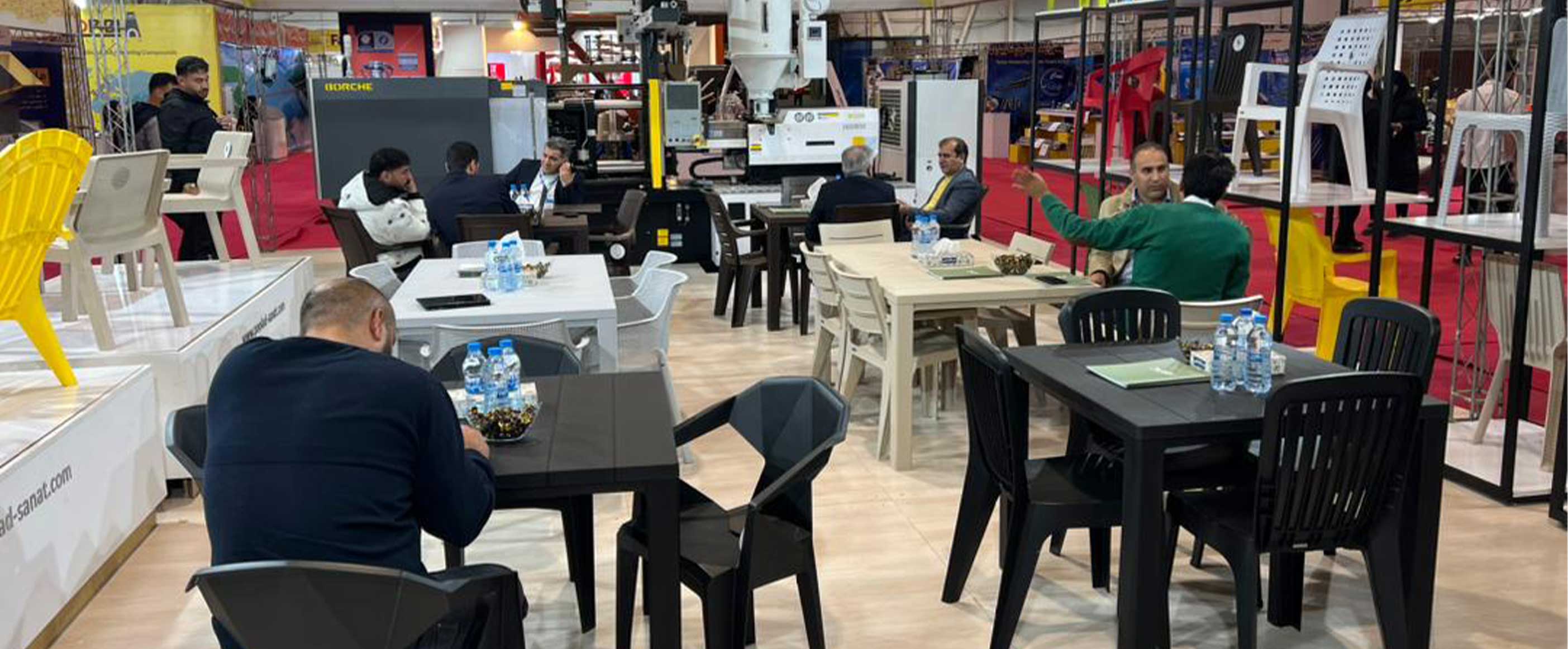 حضور گروه صنعتی پولاد در یازدهمین نمایشگاه تخصصی صنعت پلاستیک شیراز 1402